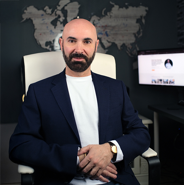 Mauro Benigno international business consultant
